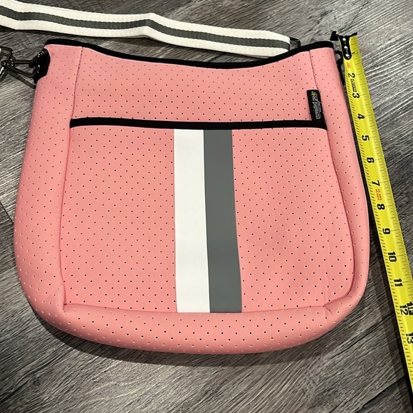 Neoprene NWT Messenger - in heather - Picture 4 of 9